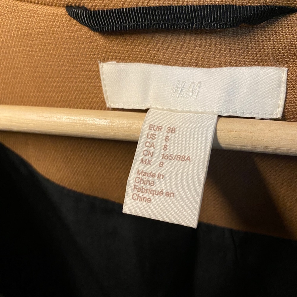 Jackets - Picture 7 of 9
